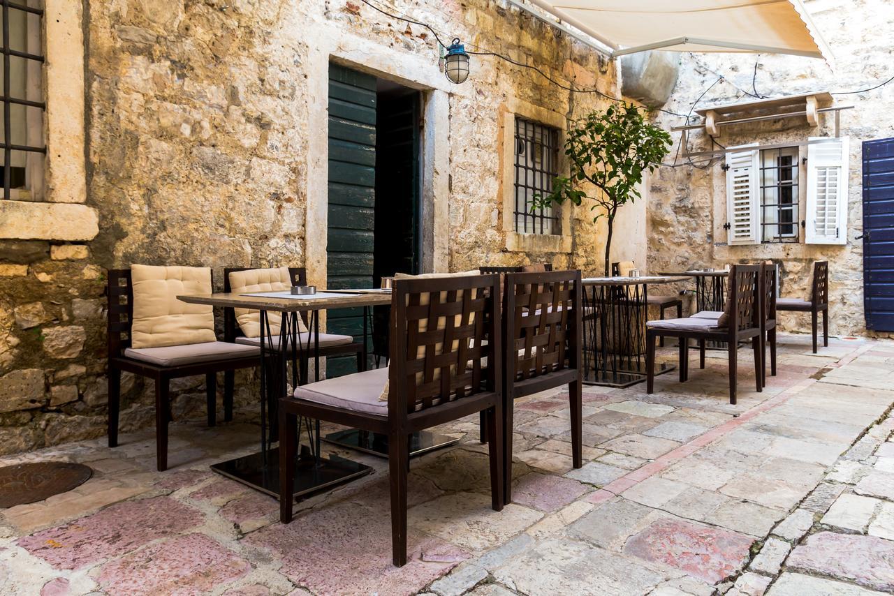 Boutique Hotel Hippocampus Kotor Exterior photo